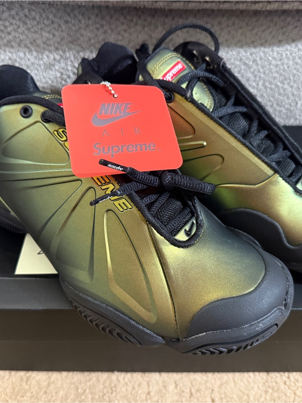 Supreme Nike Iridescent Green/Gold Men’s Sneakers